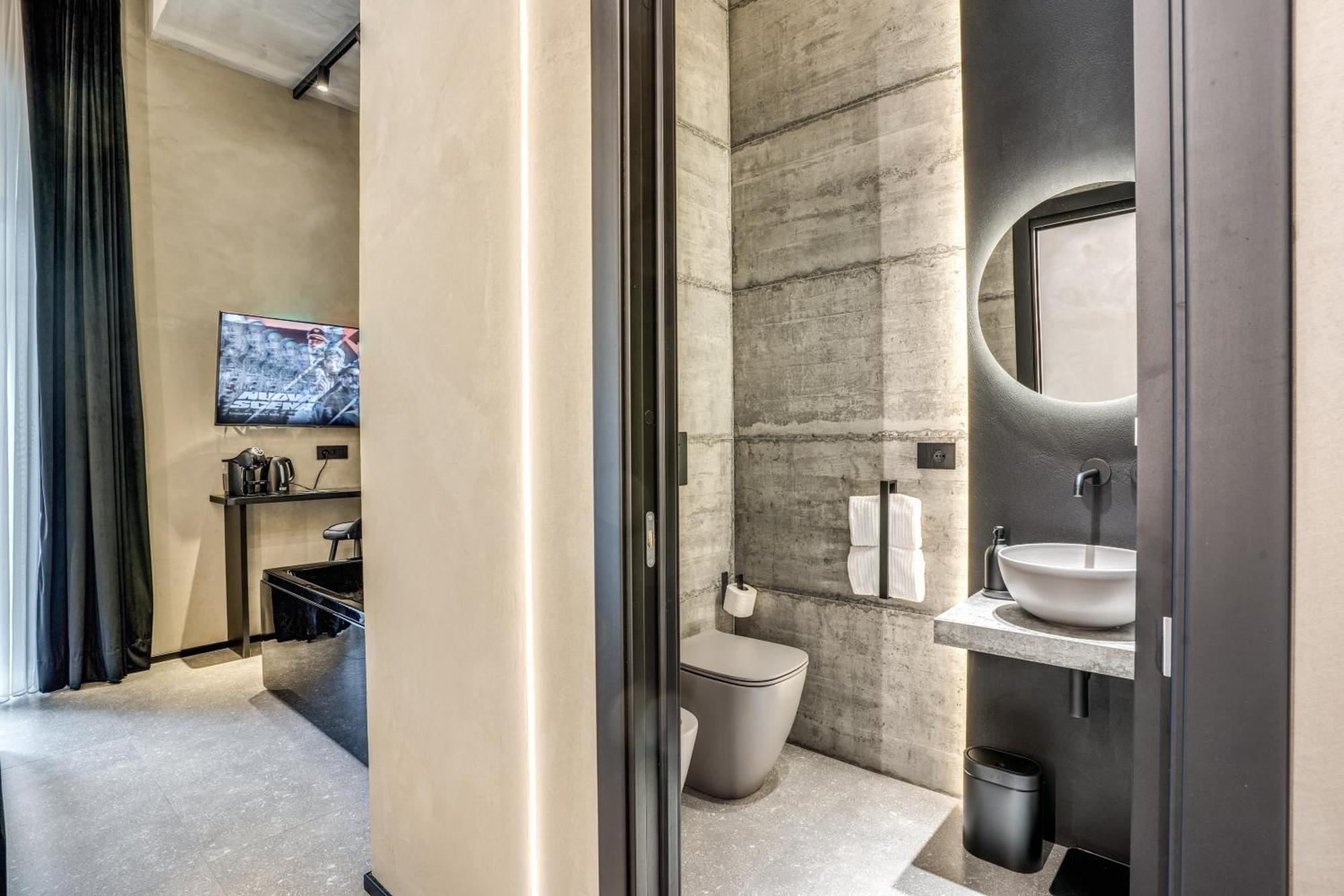 Gallery Experience Guest house *